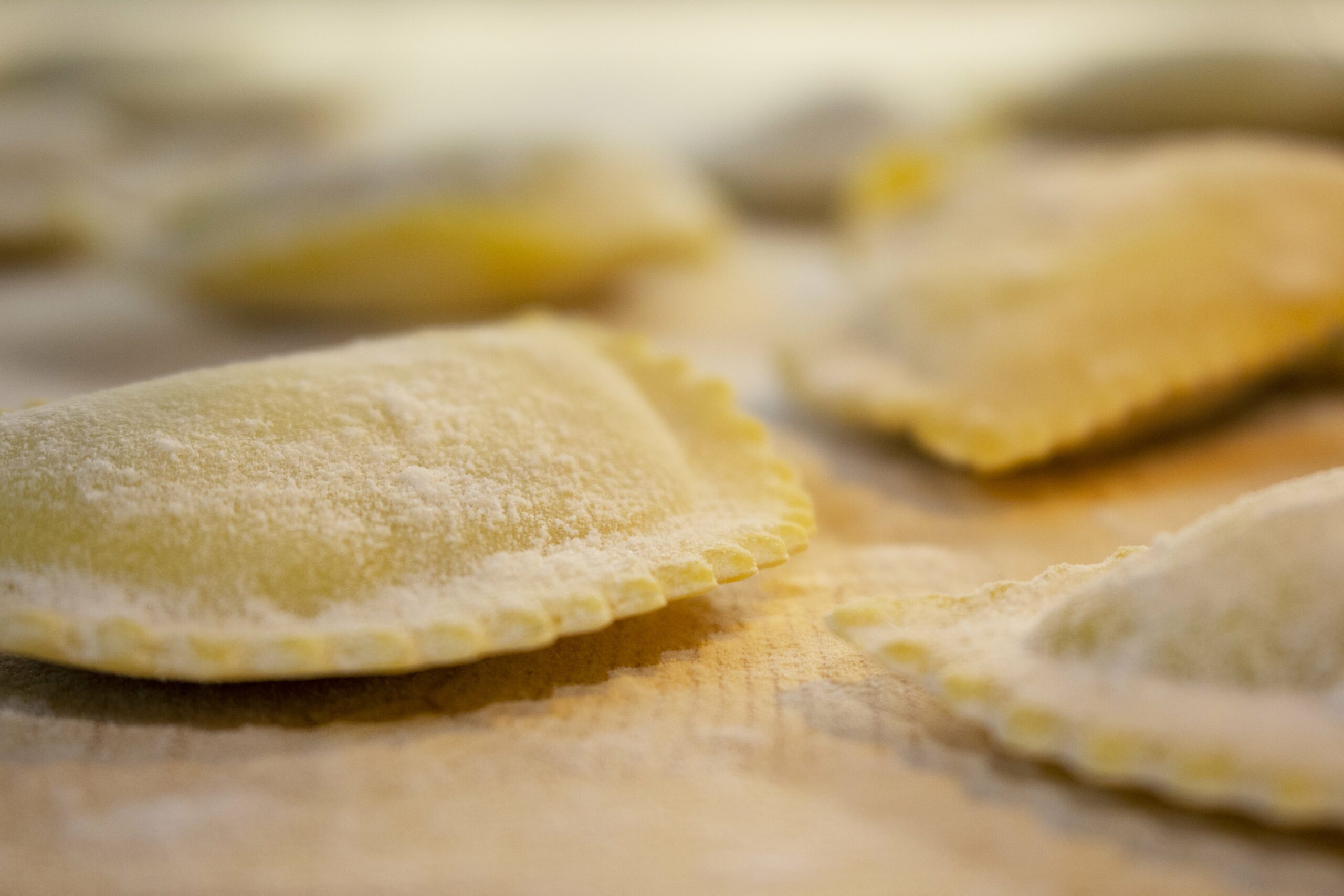 ravioli mezzaluna 4-min